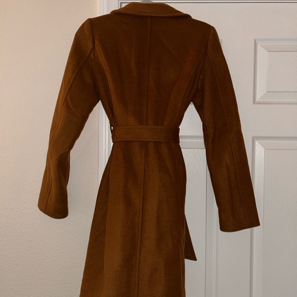 Aritzia The Connor Coat - Picture 5 of 10